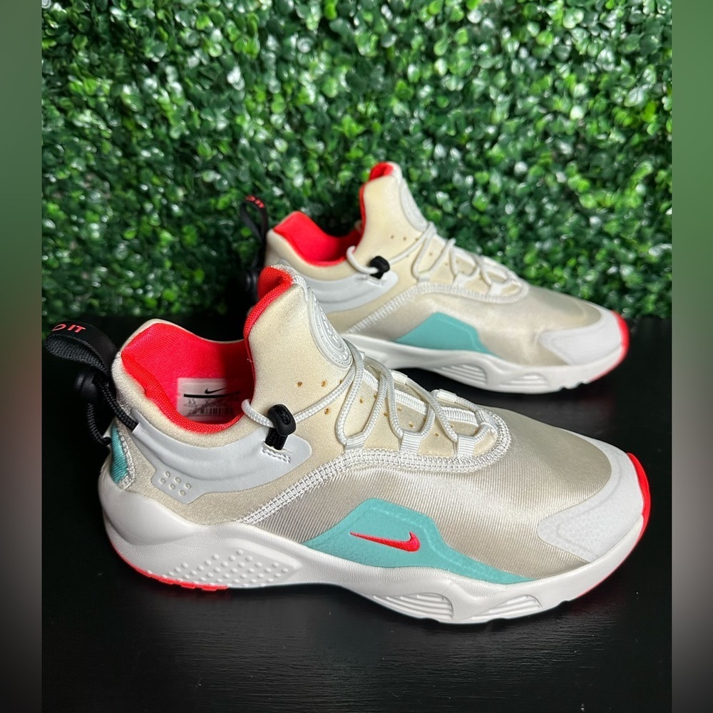 Women's Air Huarache City Move 'Summit White Bright Crimson'